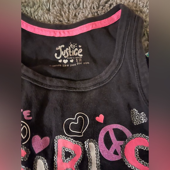 Girls clothes bundle - Picture 9 of 12